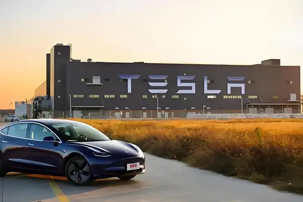 特斯拉&方快锅炉 | 合作，共赢未来！